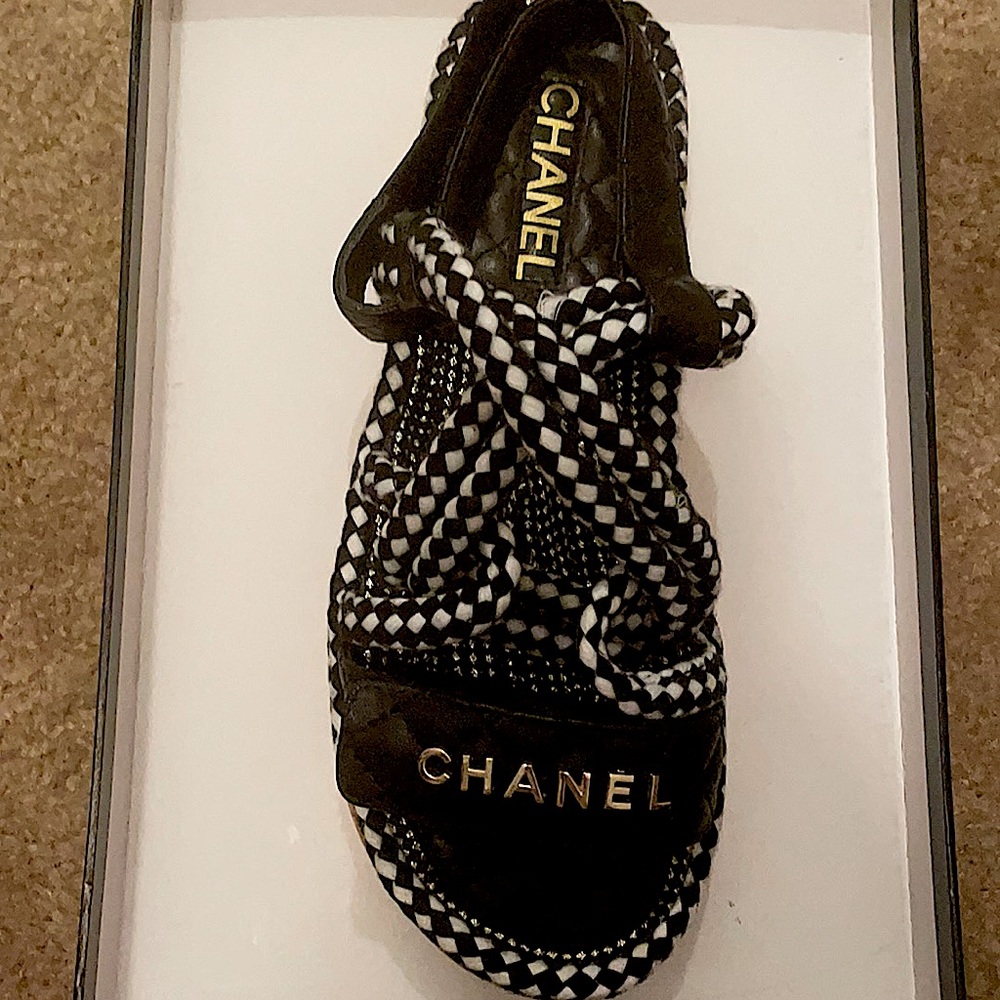 Chanel Sandles worn once. Was a gift.